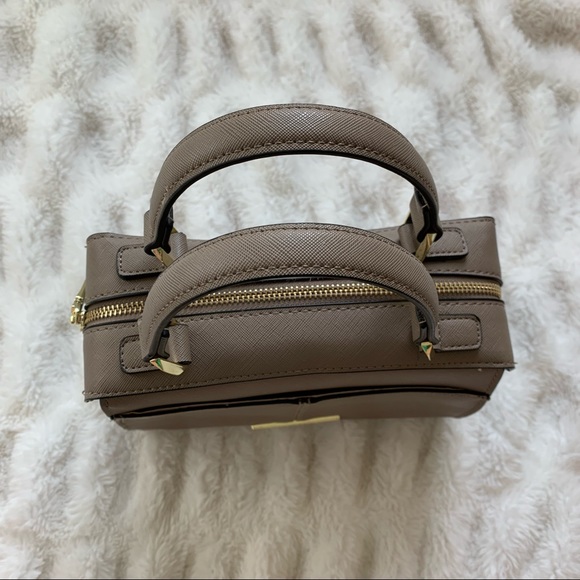 Small Steve Madden Purse - Picture 3 of 10